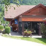 Confort Aloya Chalet *